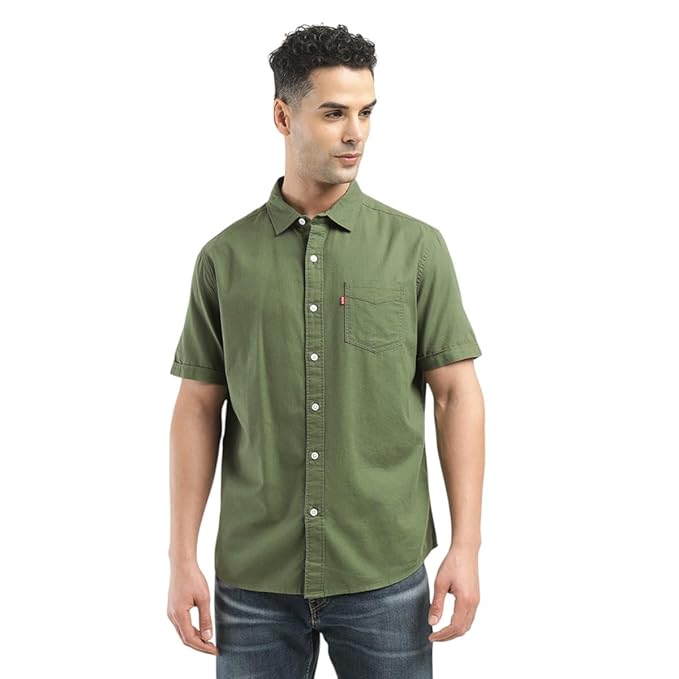 Levi's Men's Solid Slim Fit Shirt